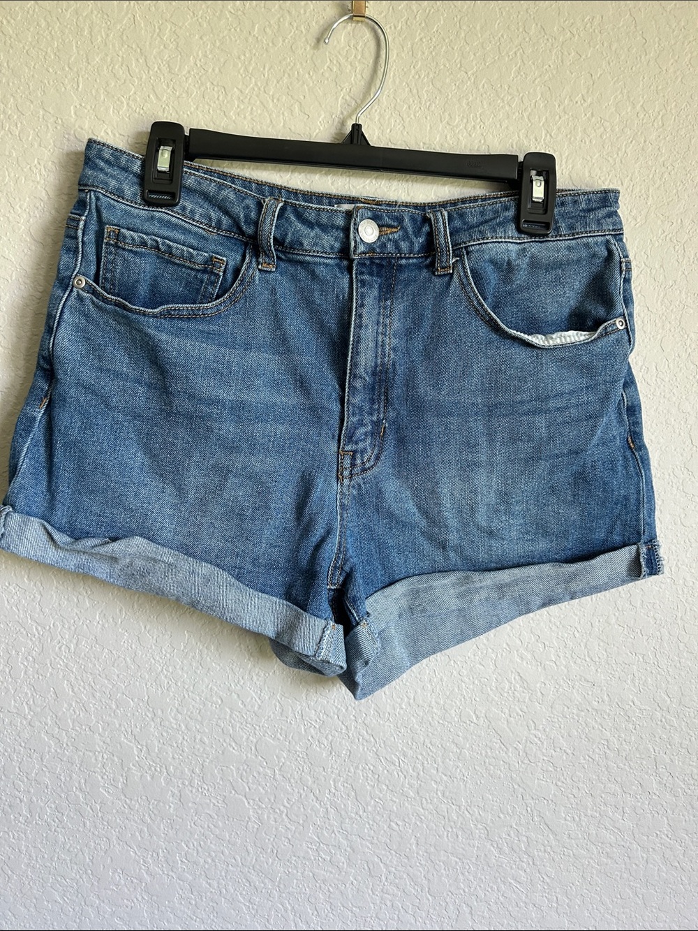 Women's Mid-Blue Denim Roll Cuff Jean Shorts